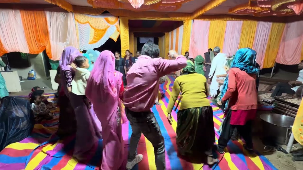 દિપ્તી ઠાકોર વીણા ઠાકોર ડાન્સ કરતા ગયું સોંગ Arjun Thakor Gabbar Thakor new vidio #vidio #minivlog 