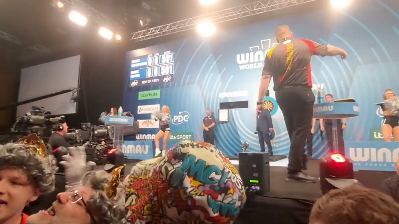Live Darts Walk-on's | Demitri Van Den Bergh & Nathan Aspinal (Winmau Darts Masters) 2025