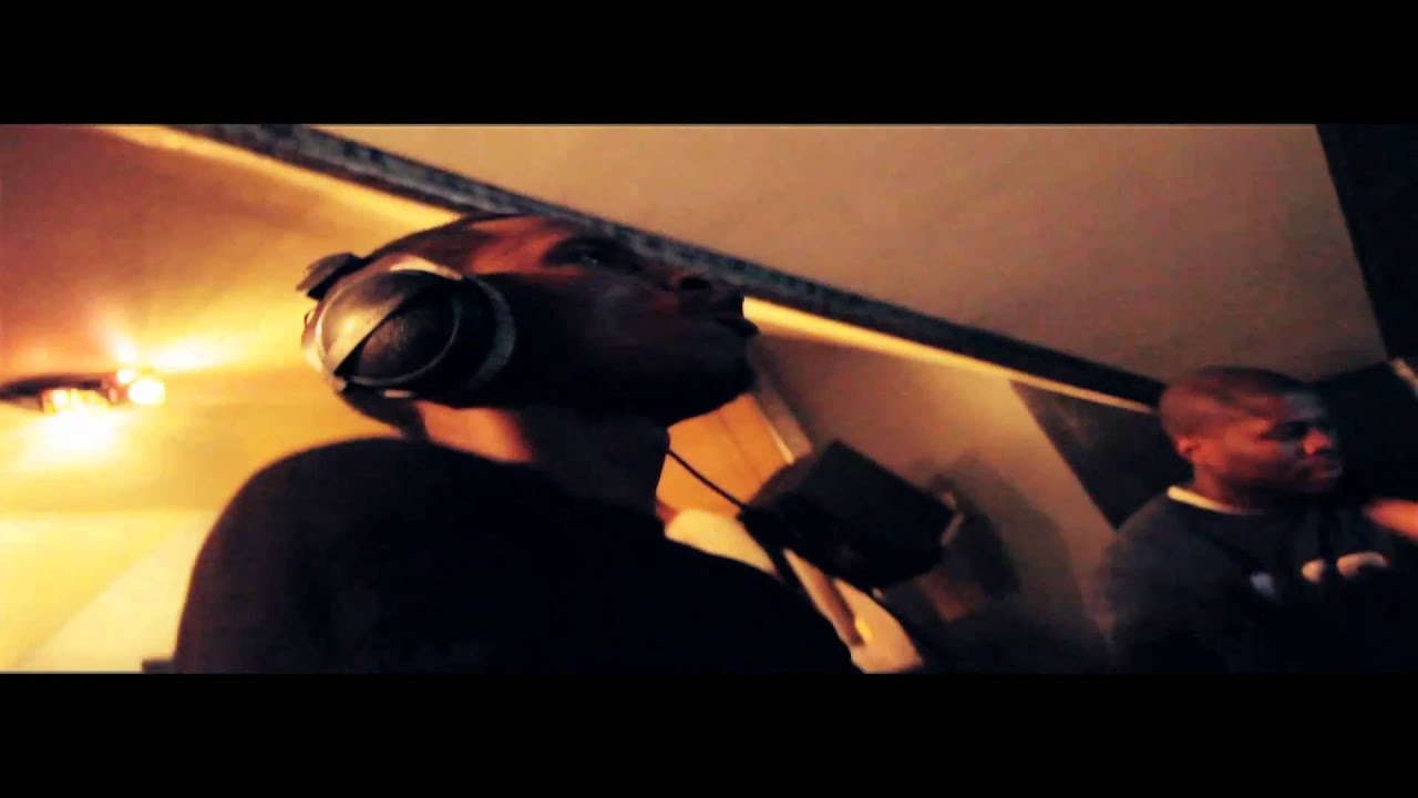 ILL MILL -  LIVING MY LIFE