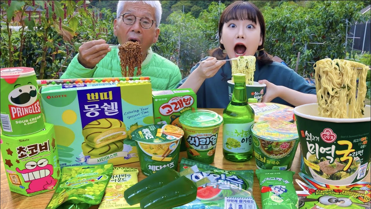 깐부랑 편의점 초록색 디저트 야외 먹방💚신상 잔뜩!!ㅋㅋㅋㅋ 미역국라면 수박젤리 보석 디저트 Korea Convenience Store Food ASMR MUKBANG