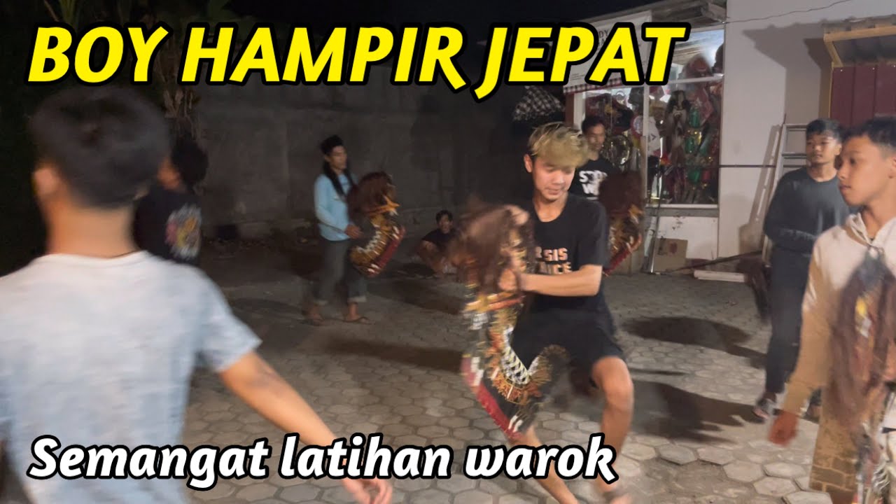 SAKING SEMANGATNYA BOY HAMPIR JEPAT SAAT LATIHAN WAROK