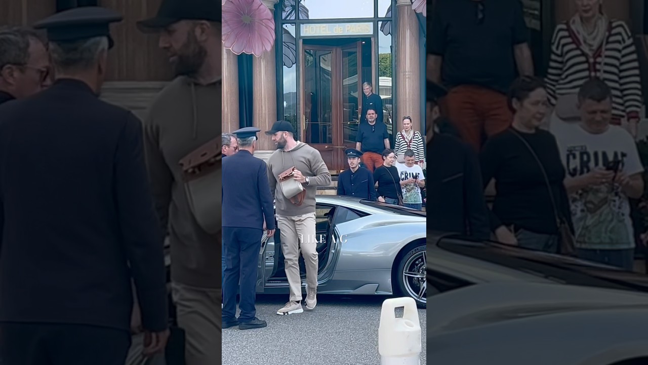 GMK at Hotel de Paris with his Ferrari 458speciale and RS6 1OF1 #gmk #monaco #lifestyle #millionaire