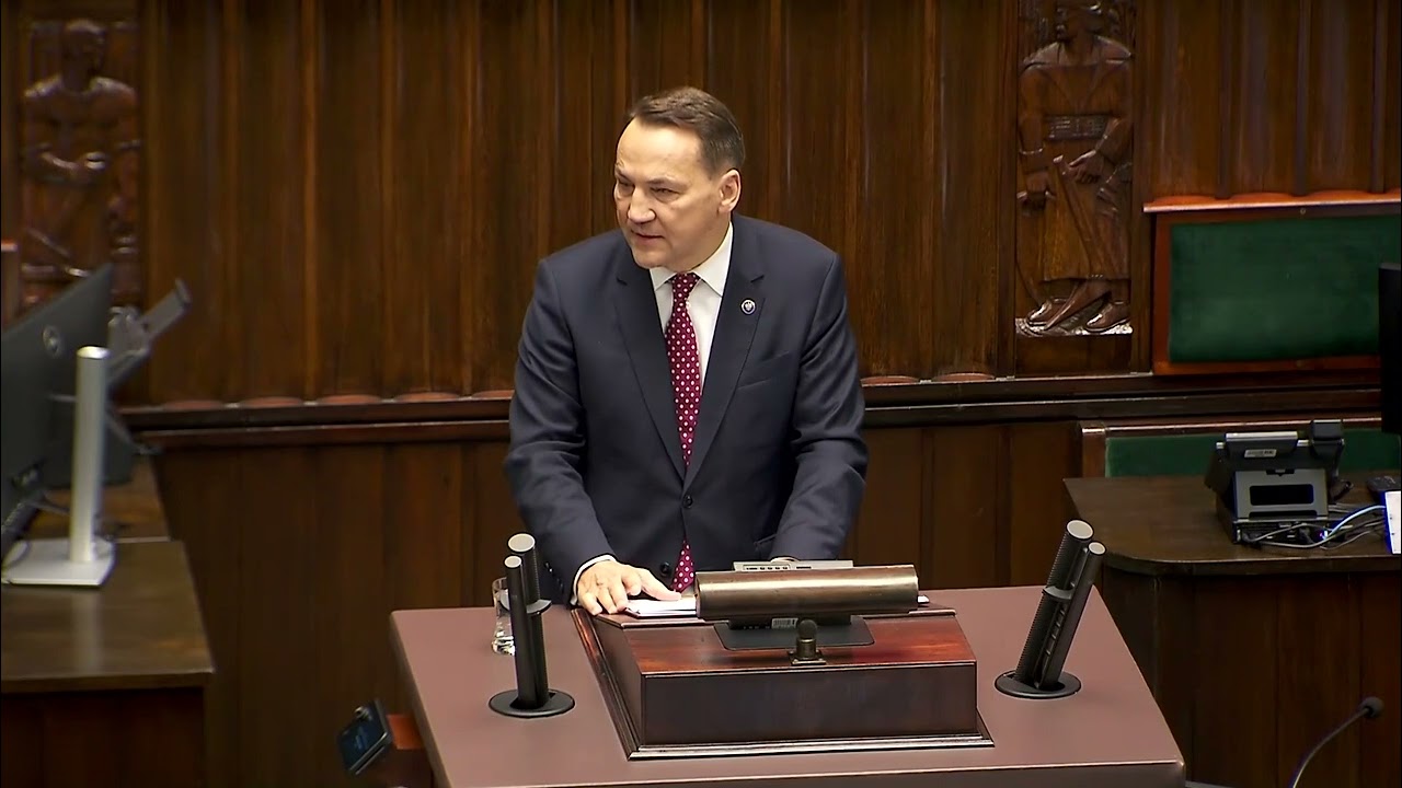 Ministru de Externe polonez: Rusia a cheltuit 2% din PIB-ul Moldovei pentru partide pro-ruse
