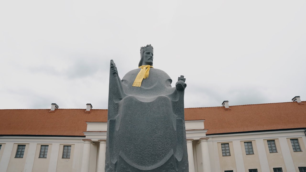 Vilnius skulptūrose. Karaliaus Mindaugo paminklas