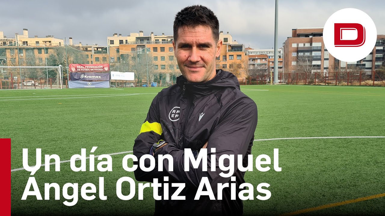 Un día con el mejor árbitro de Primera División: «Al final, aprendemos a vivir con el insulto»