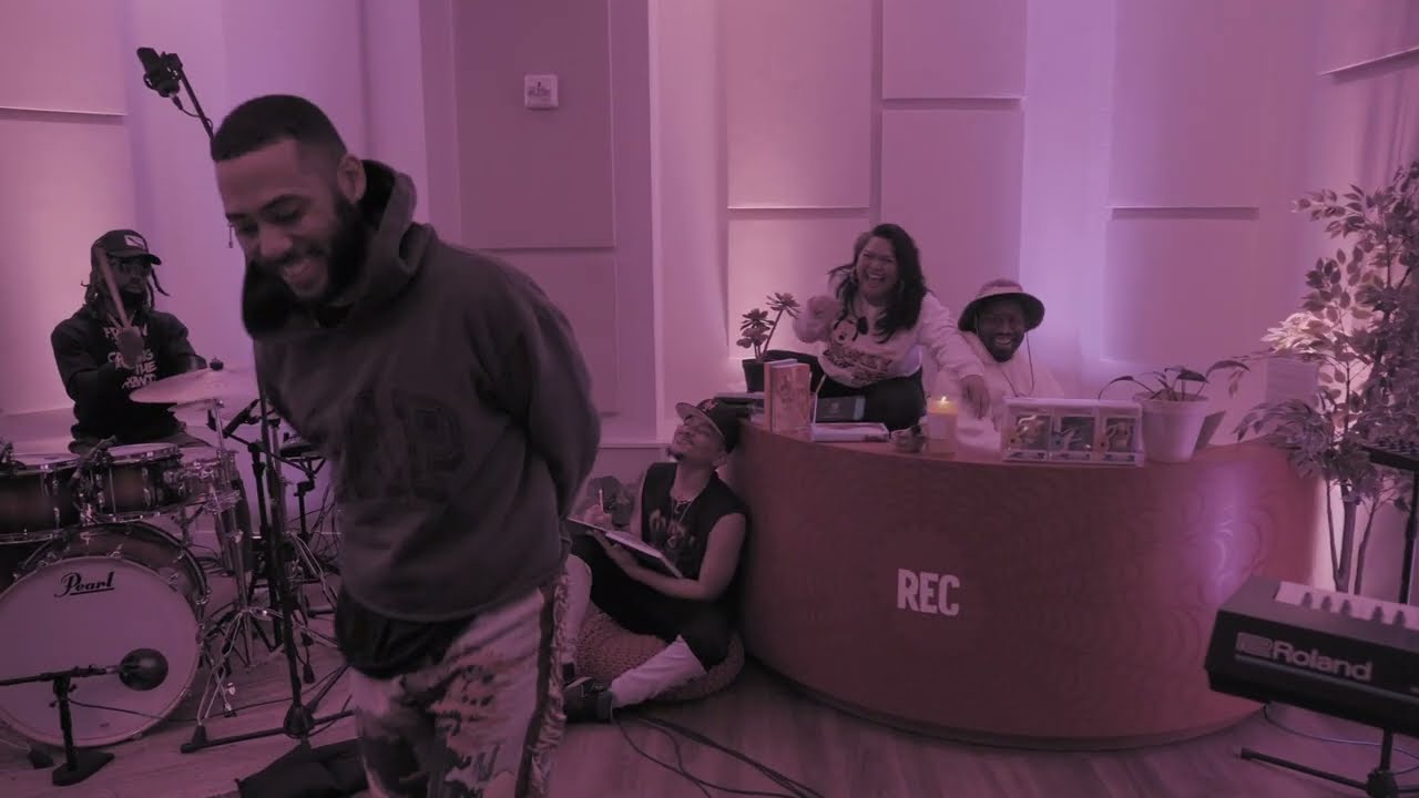 Julian King - All Boys Aren't Blue (Live from Tiny Space)