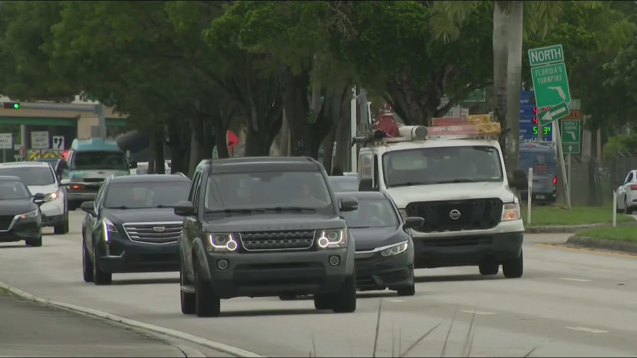 Florida's new car crash law takes into effect Oct. 1 changing threshold to notify police