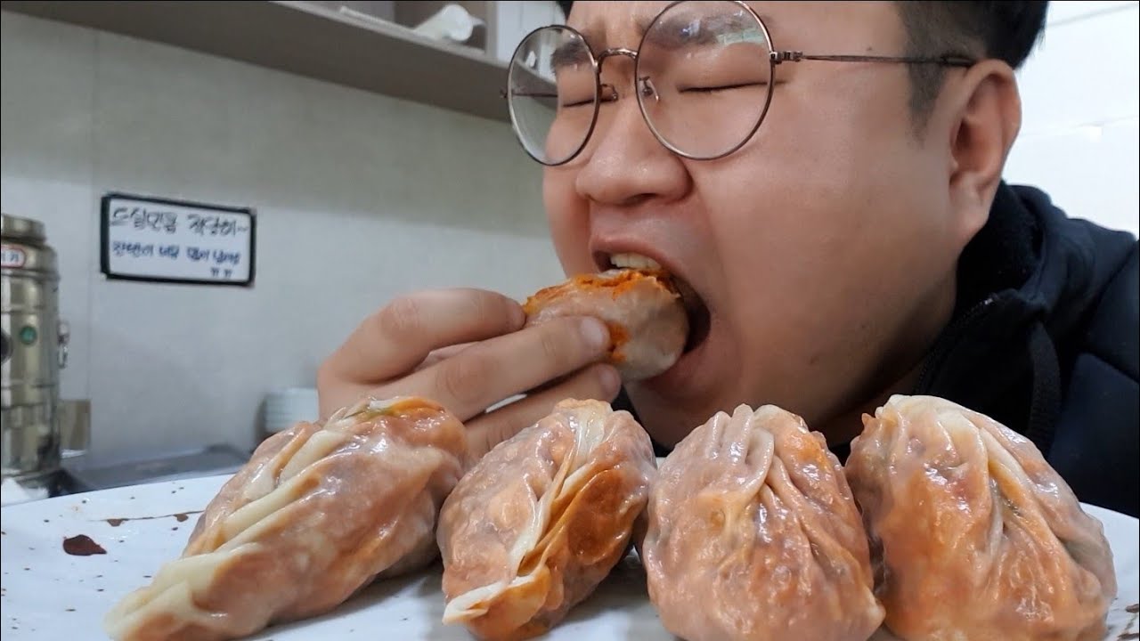 청주 미친만두 먹고 매워서 분식점 먹방. Mukbang