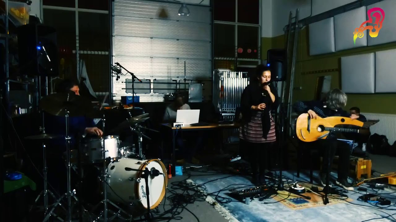 Dod&oacute; Kis & Niels Brouwer & Marcos Baggiani & Akos Nagy (2018 @EARsessions, part 3)