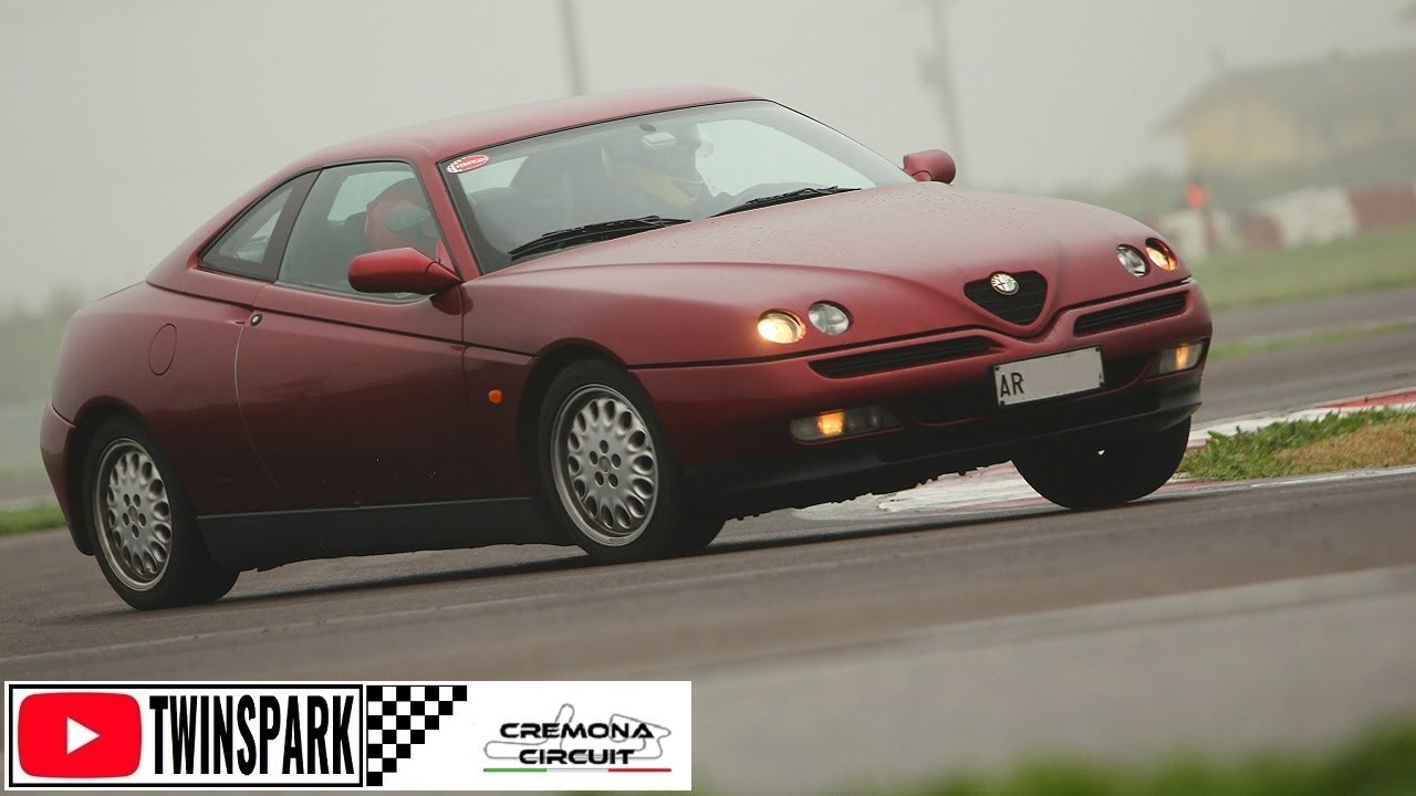 Alfa Romeo Gtv 916 2.0 Twin Spark - Cremona Circuit - Open pit lane 08/07/2022