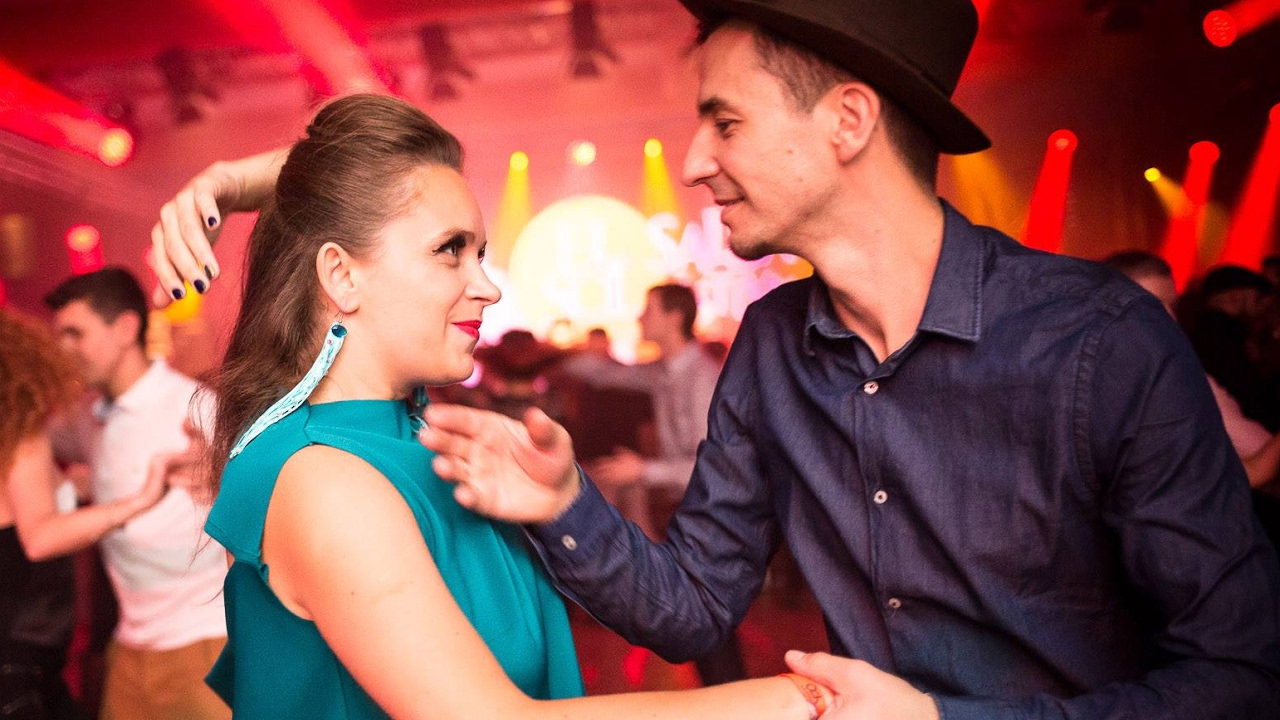 Quick Salsa Demo by Krambo Dance - Marcin & Ewa, 12.2016