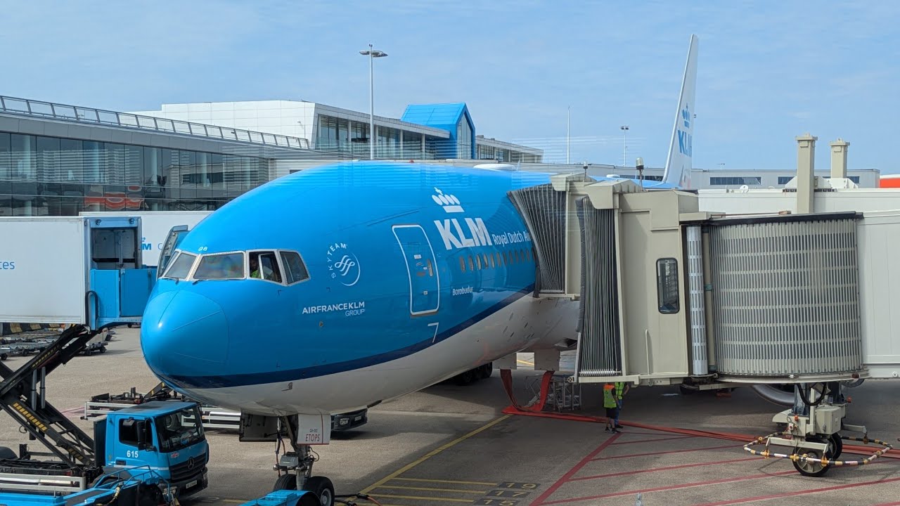 HD-KLM KL-867 Boeing 777-200ER Take-Off Amsterdam Schiphol to Osaka