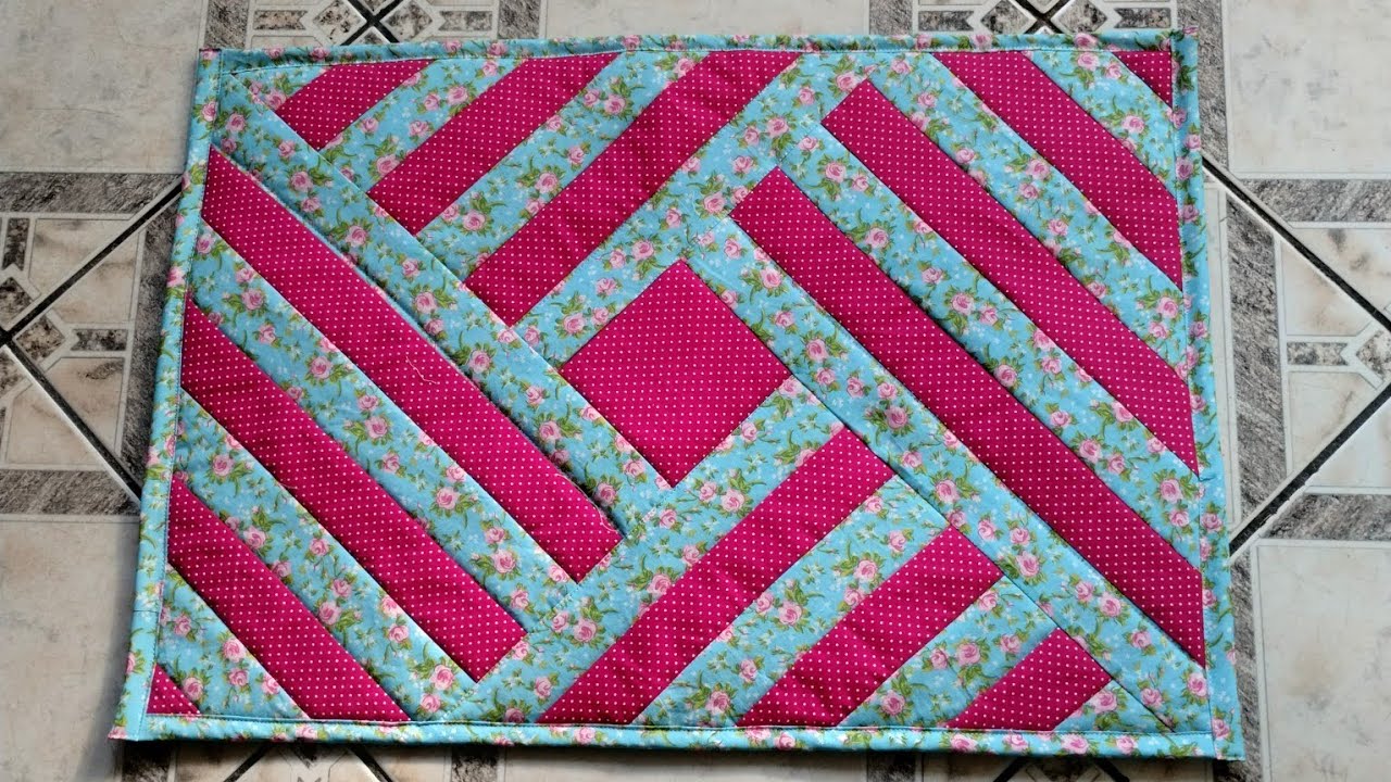 DESCOMPLIQUEI. FIZ ESSE TAPETE de RETALHOS USANDO DUAS CORES de FAIXA. PASSO a Passo.
