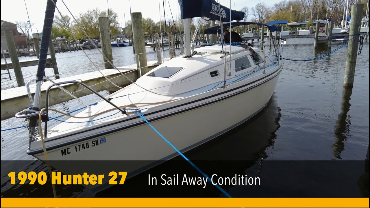 [SOLD] 1990 Hunter 27 Sailboat For Sale in St. Joseph Michigan