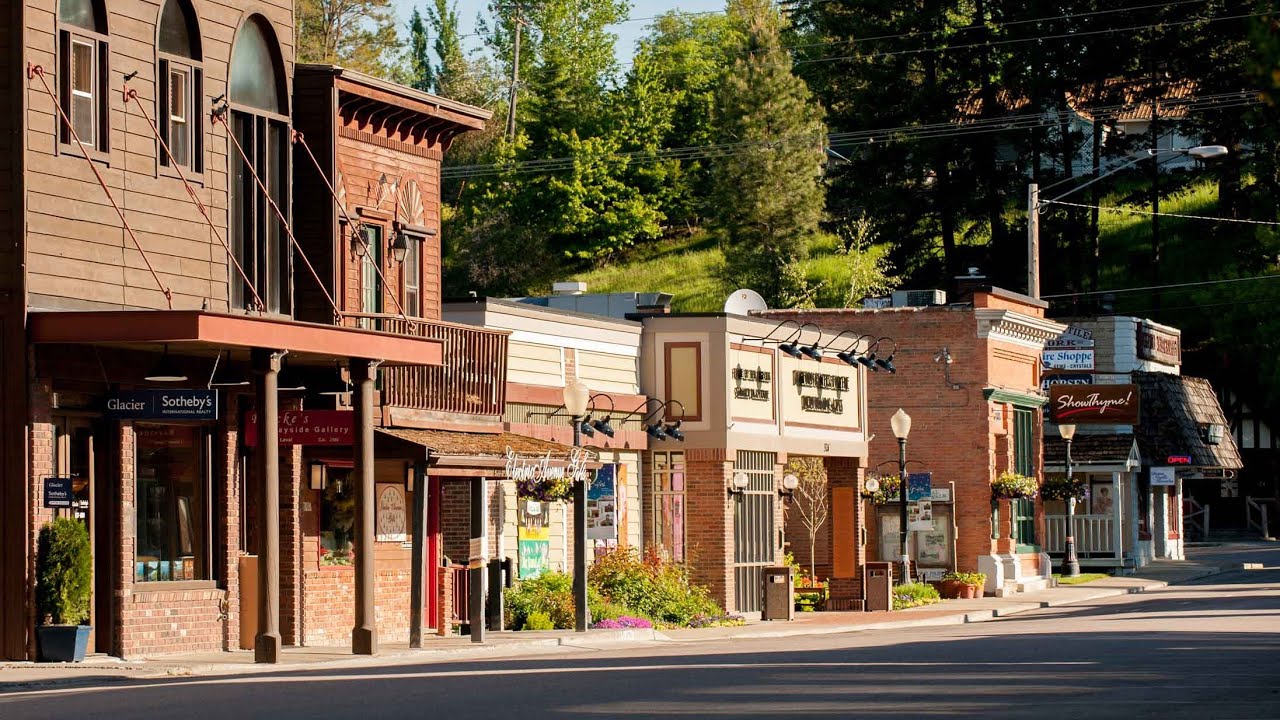 Electric Avenue Walk & Talk Tour | Bigfork MT