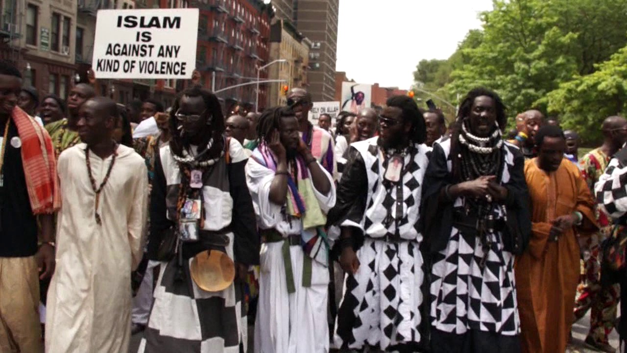 Sheikh Ahmadou Bamba Day 2011: Baye Fall and American Flag