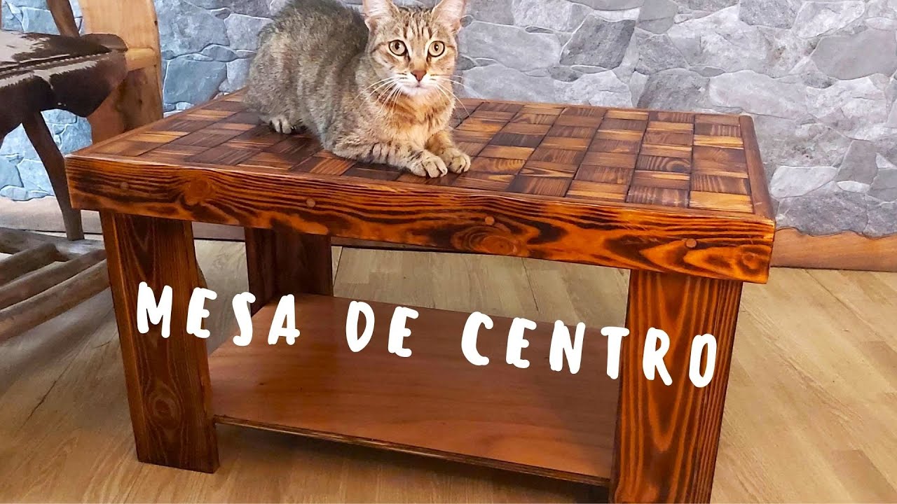 Mesa de centro de madera rustica / wooden coffee table