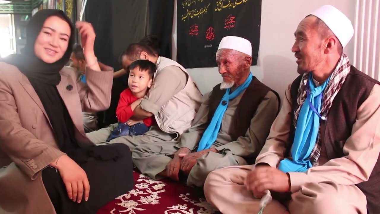 خدمت رسانی مهاجرین گلشهر برای کاروان های کربلا که از افغانستان آمده اند!❤️