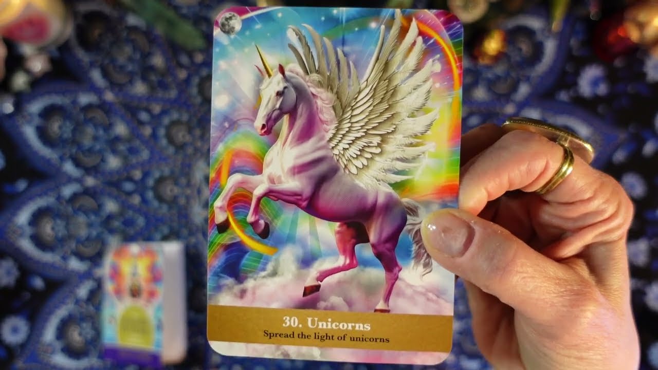 NEW IN 2024! THE GOLDEN FUTURE ORACLE -Review- GUIDANCE FOR HELPING YOUR GOLDEN FUTURE START TODAY!