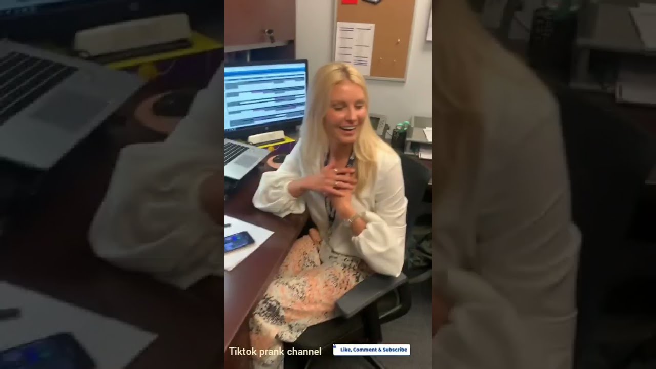 Unlimited Scare cam prank on my co-workers 😂 🤣 😆 part 1😁 Tiktok crazyjd20