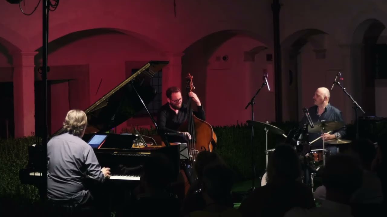 Metti una sera a cena (Morricone) - Josmil Neris e LA CANZONE ITALIANA
