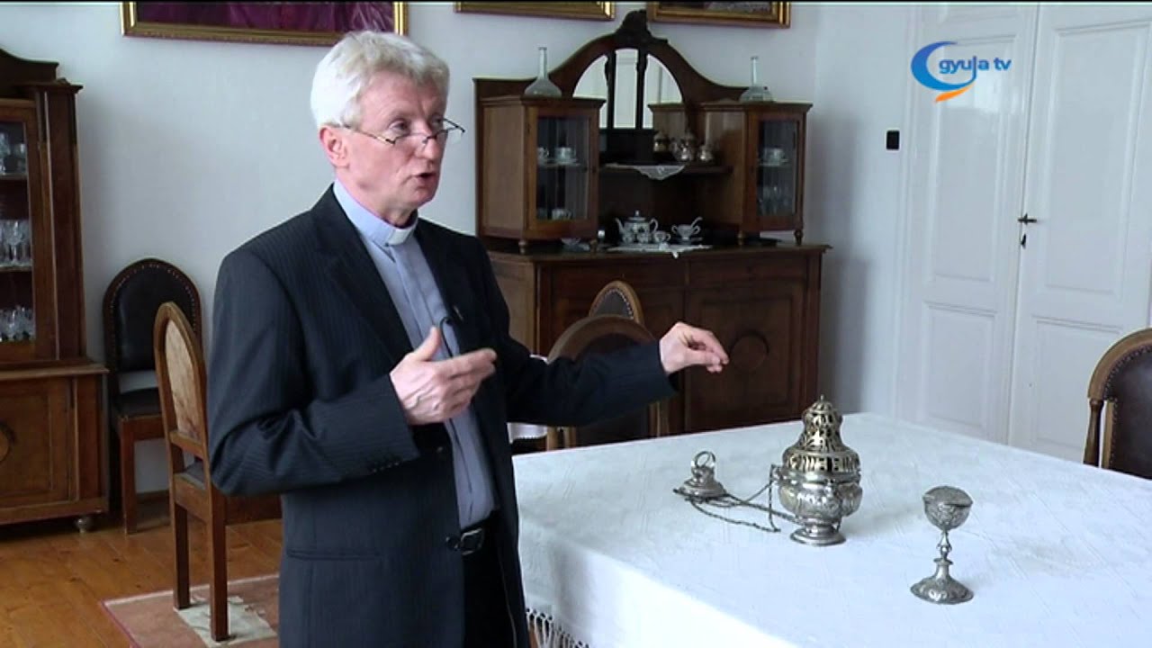 A f&uuml;st&ouml;l&eacute;s egyh&aacute;zi szerepe
