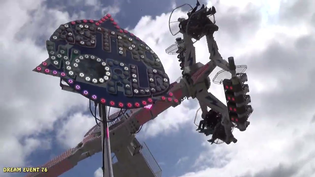 Manège Astroworld, Grande foire de Pâques 2024, Caen