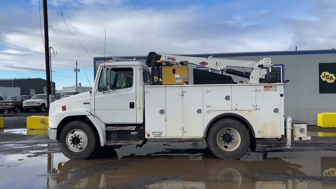 1997 Freightliner FL70 Service Truck
