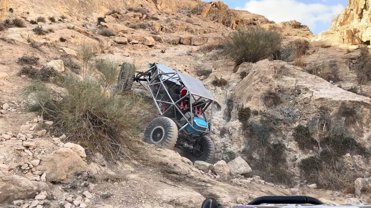 Extreme rock crawling with Rotem in the desert. @B4UMovies