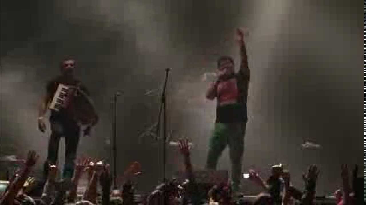 Os Diplomáticos de Monte Alto - A Tropa da Tralla / Non Chas Quero (Directo Castañazo Rock 2012)