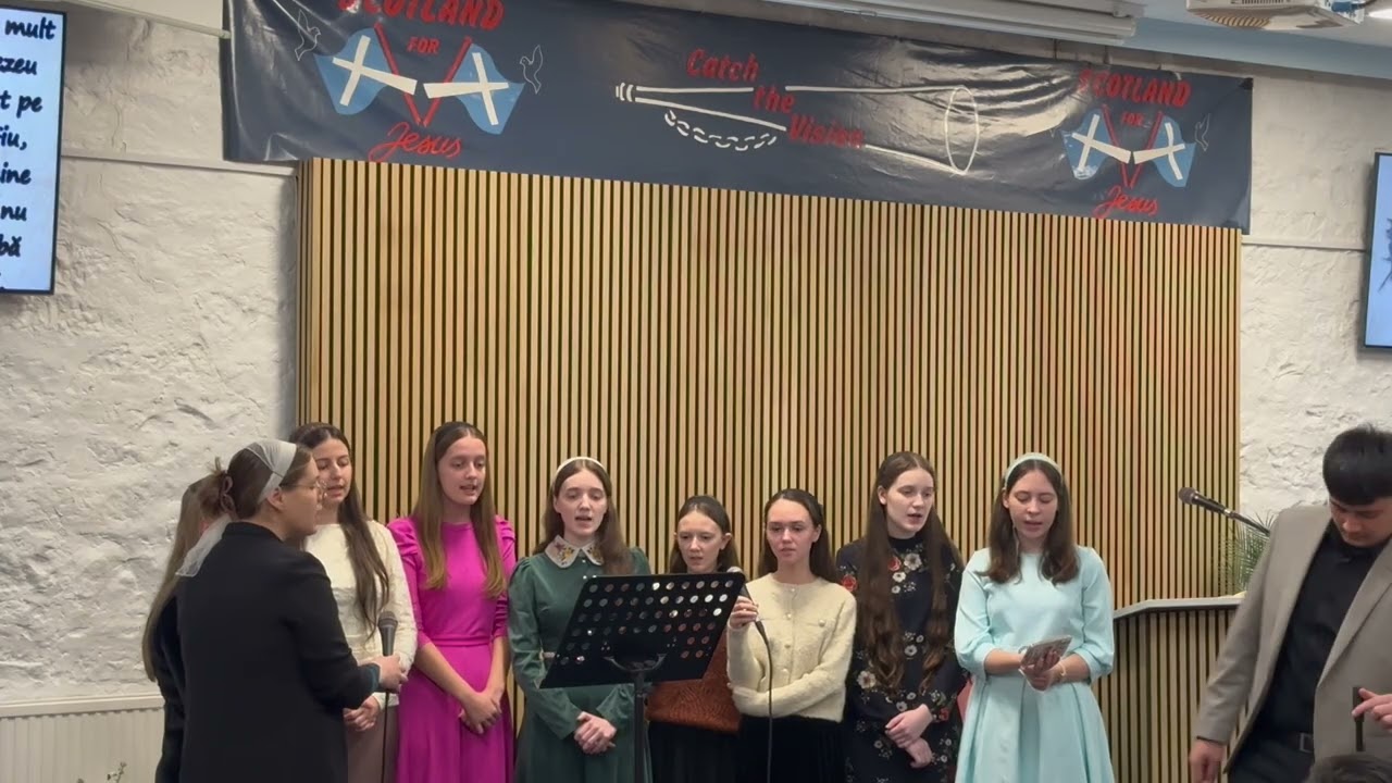 Grupul de adolescente - Ce dar măreț e Isus salvatorul 