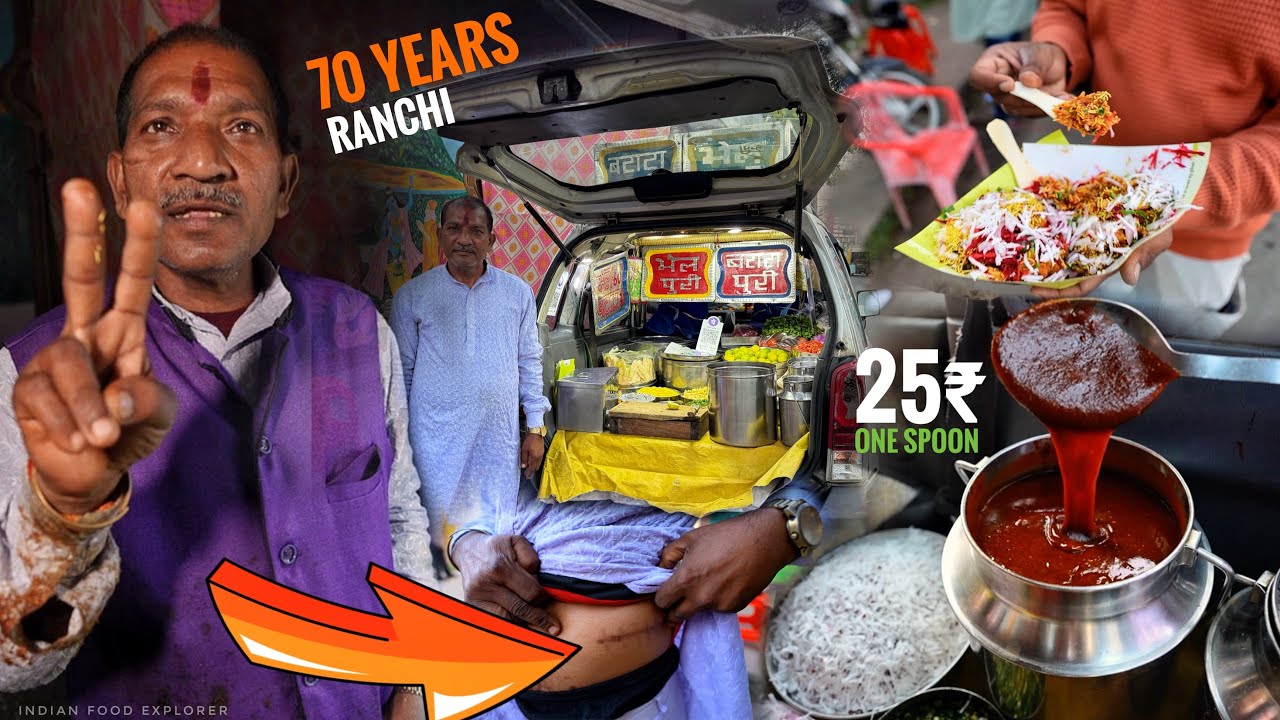 India&rsquo;s 70 Years Old Man sell Batata Puri ￼in ￼Van | Only 1 Spoon Chutney ₹25/- Indian Food Explorer