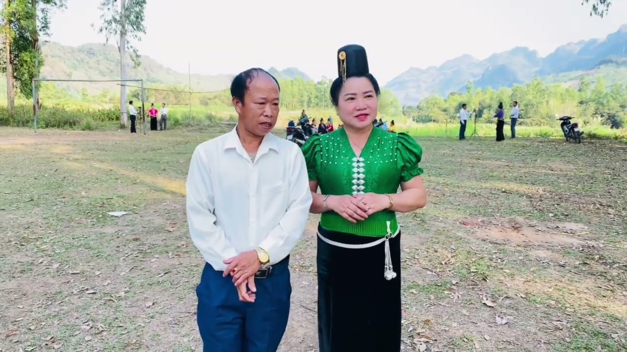 Đi thăm anh phun in lúc về nhà nhiều anh chị hát thái song ca rất hay pi nọng tọn le nơ