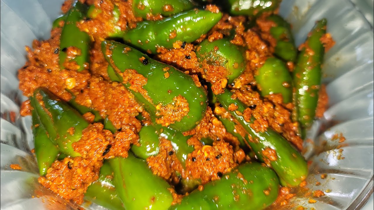 मिर्ची का अचार बनाने का आसान तरीका। INSTANT chilli pickle Recipe खाने का स्वाद मैने 10 गुणा बढा दिया