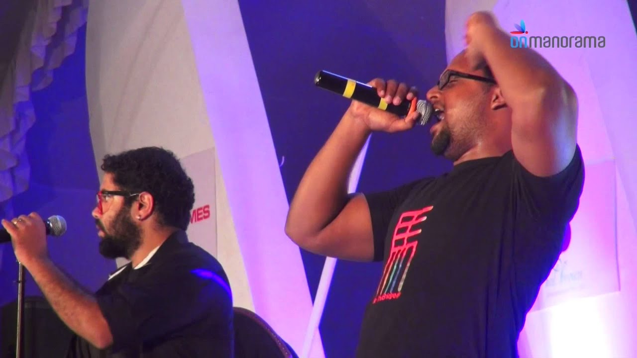 THAARA THAKADHIMI - Thaikkudam Bridge Live - Manorama Online