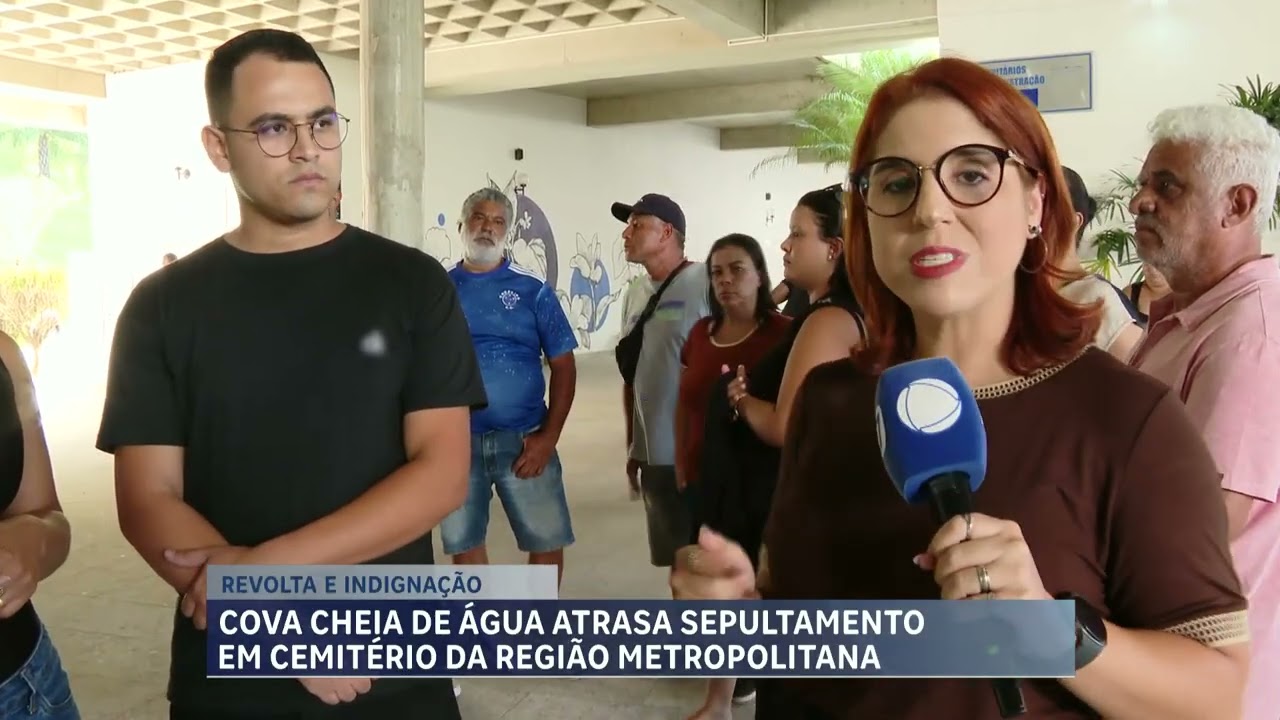 Túmulo alagado atrasa sepultamento em cemitério da Grande BH