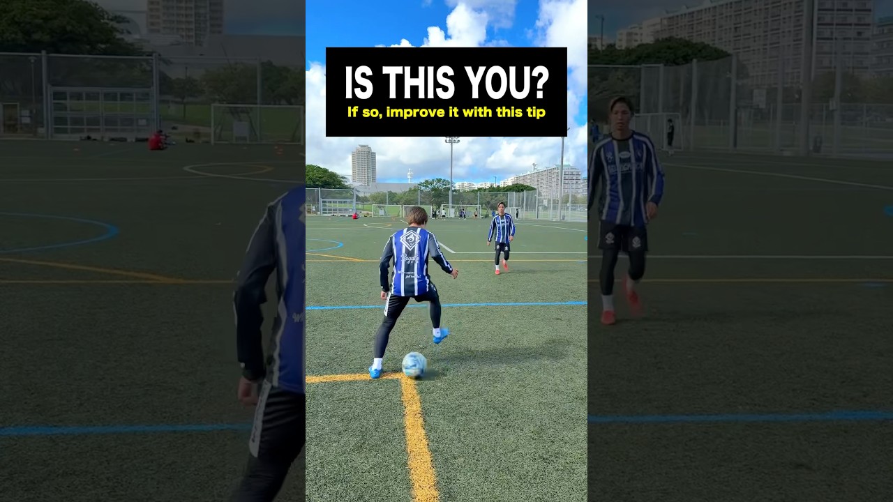How to avoid mistakes with SOLE CONTROL🦶#shorts #football #soccer #footballskills #soccerskills