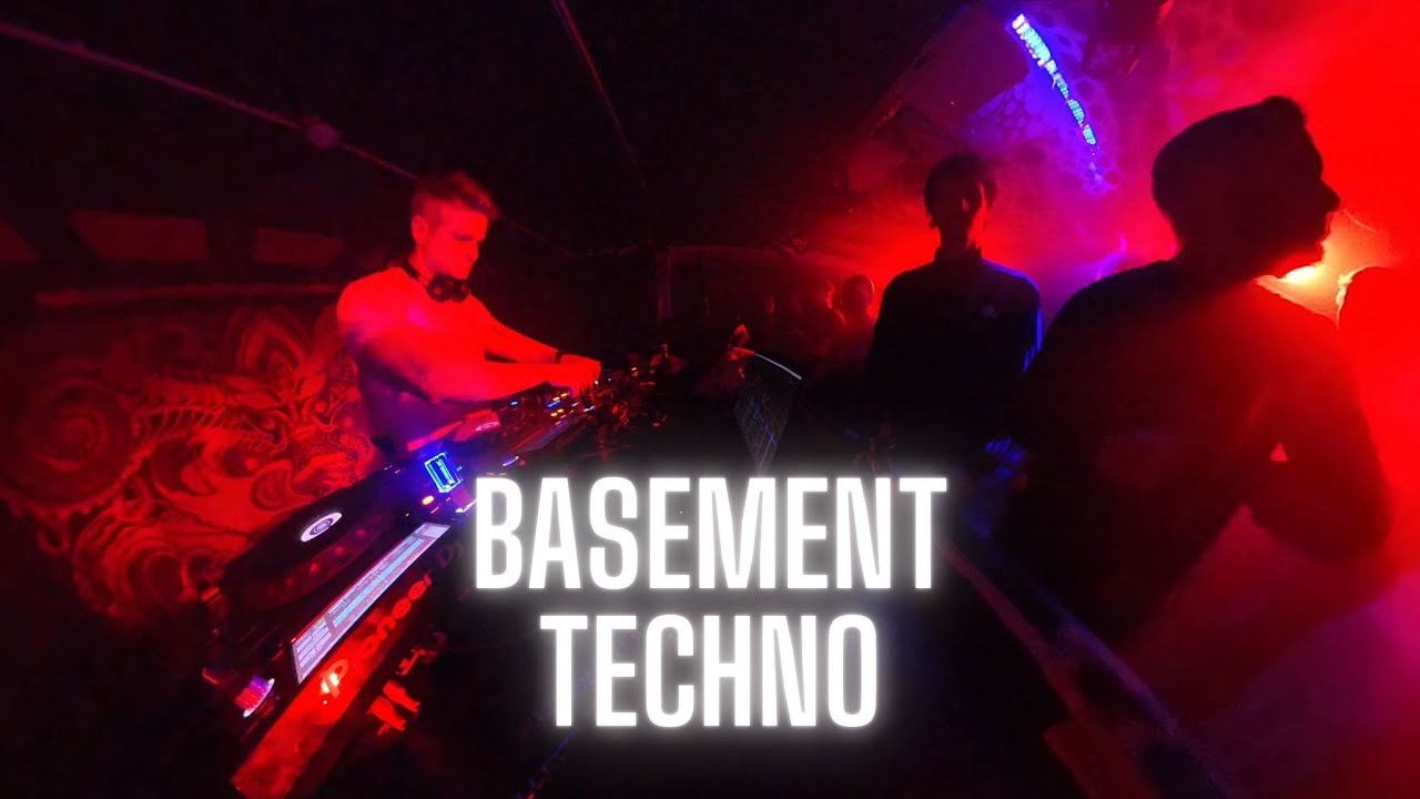 Techno at AStA-Keller Campus Krefeld-West - HI-LO Maddix Nico Moreno Yellow Claw BYØRN Monika Kruse