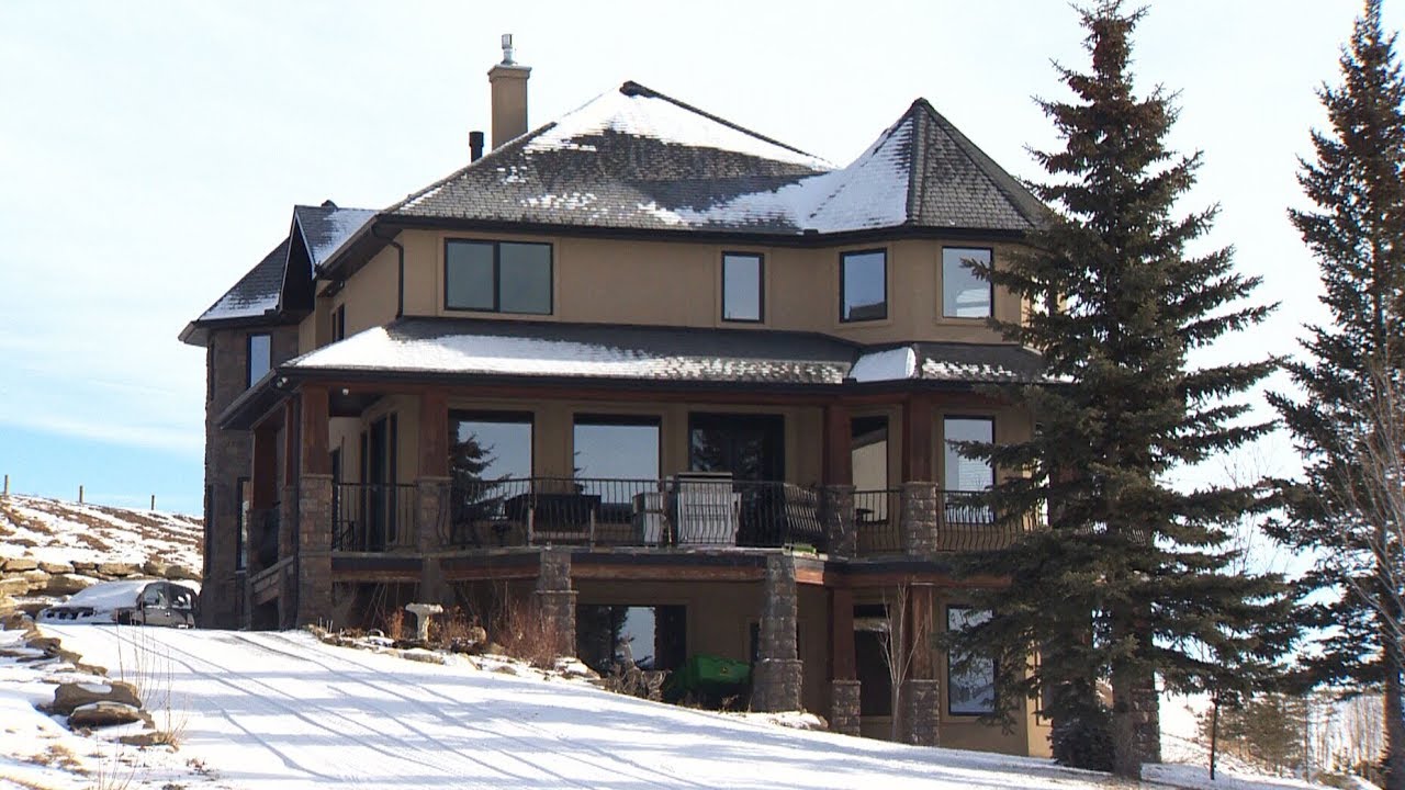 This $1.7M Alta. mansion could be yours for $25 - and a well-written letter