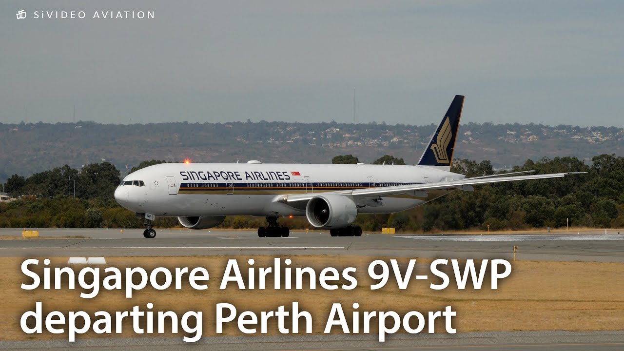 Singapore Airlines (9V-SWP) departing Perth Airport on RW03.