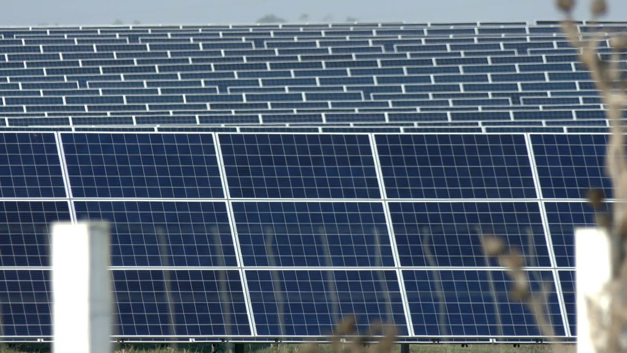 EL POLÉMICO CRECIMIENTO DE LOS PARQUES SOLARES