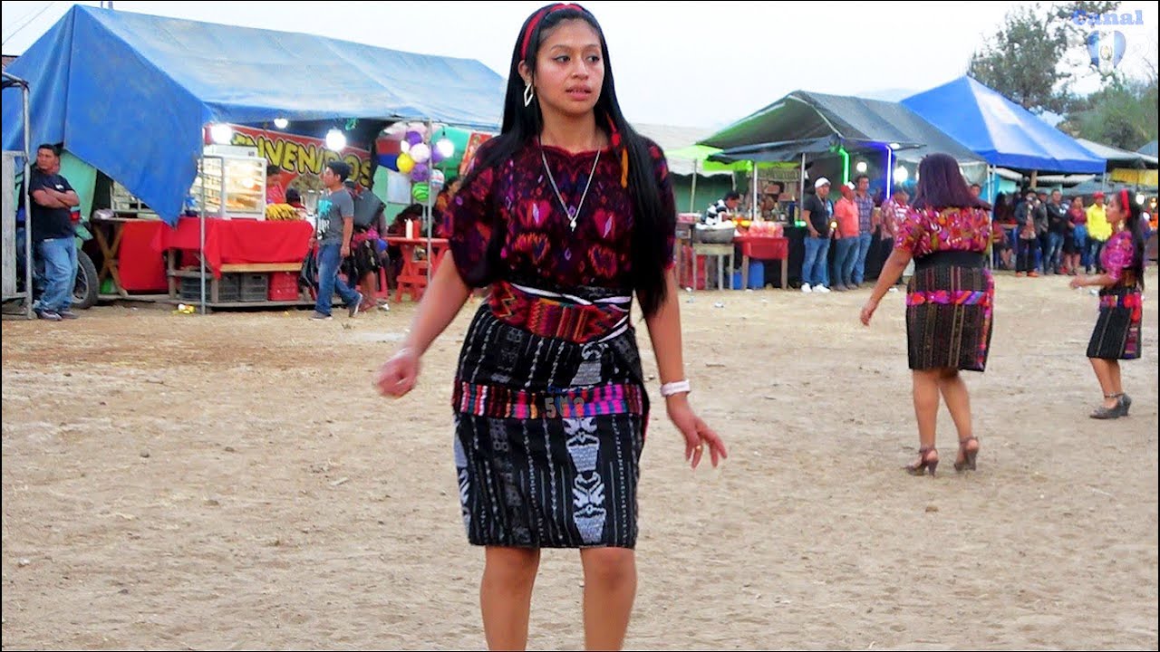 Convite Femenino 18 de Diciembre de Chichicastenango