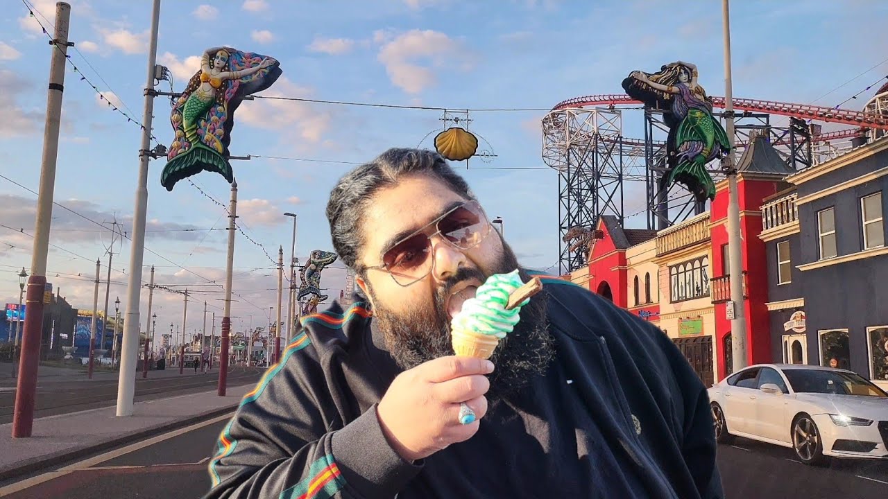 I TRIED DONUTS AND ICE CREAM IN BLACKPOOL! *SHOCKING* | FOOD REVIEW | THE FOOD GOVERNOR