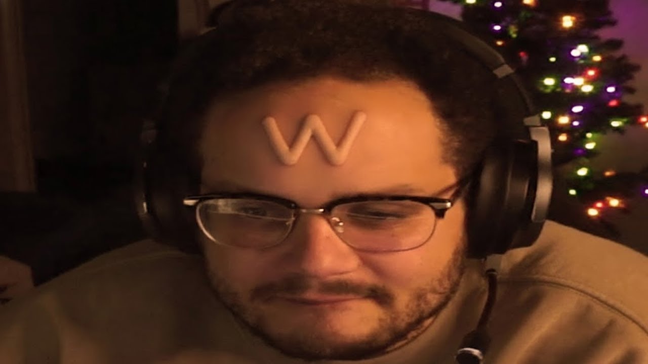 Erobb's W Shaped Forehead 🆆