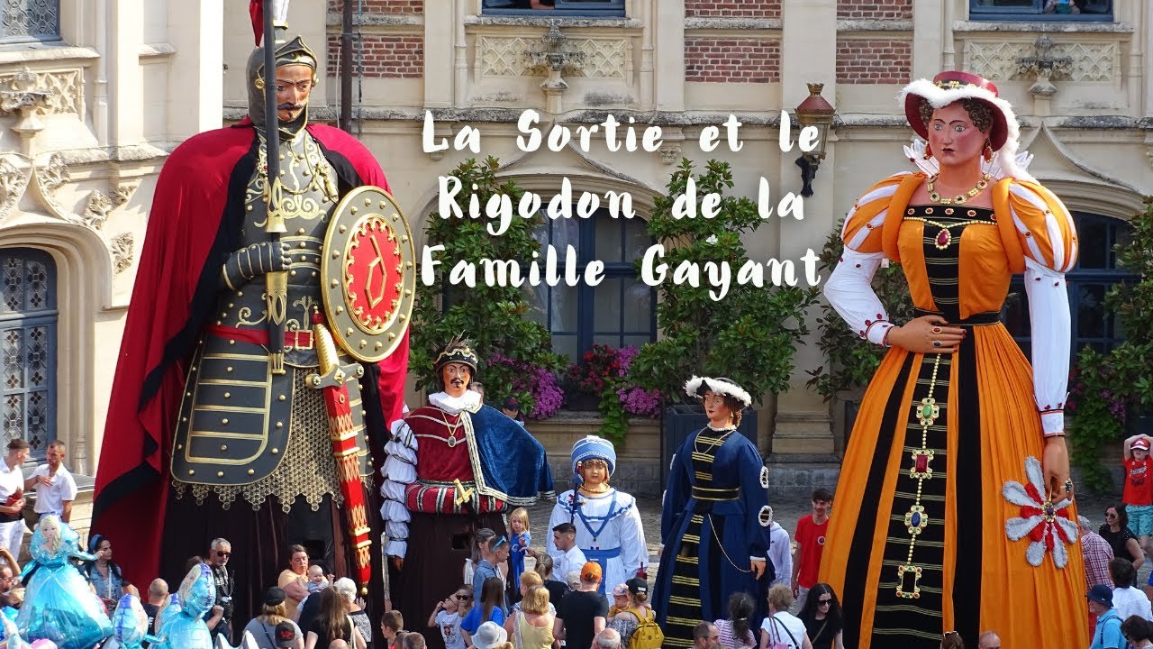 La Sortie et le Rigodon de la Famille Gayant - Fêtes de Gayant 2023 Douai