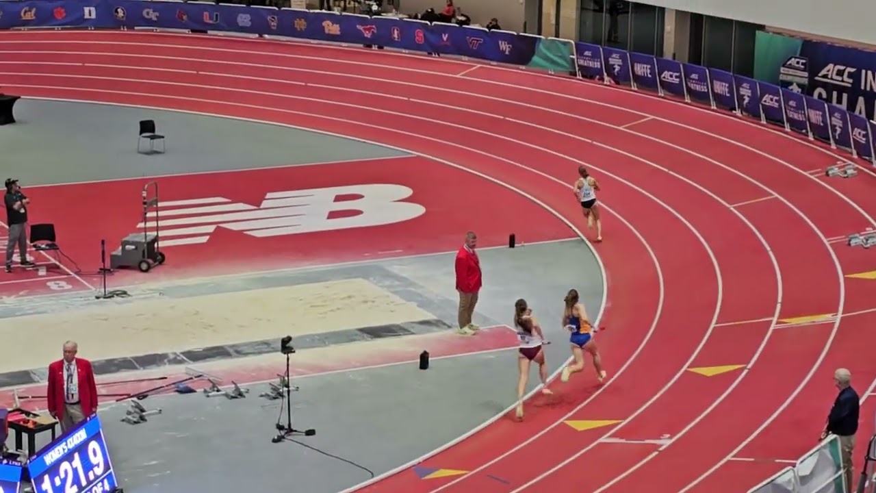 Kirin leads SMU to a new school record of 3:37.47 with a 53.02 split.  Second leg.