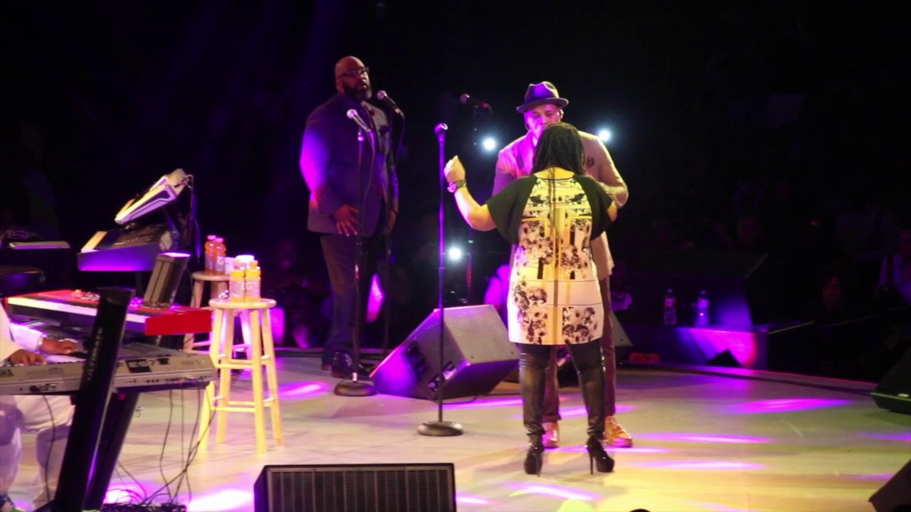 Eric Roberson & Lalah Hathaway - Dealing (Live)