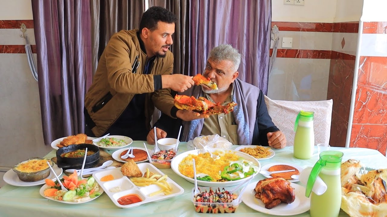 لما تعزم عمك عشان تتجمل معه وتنتكب 😂