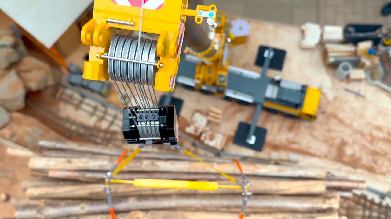 Amazing first real task for BIGGIST RC Crane in the world!!