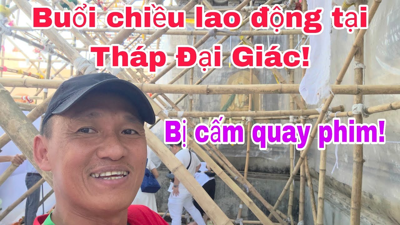 Buổi chiều làm việc tại Tháp Đại Giác, bị cấm quay phim!